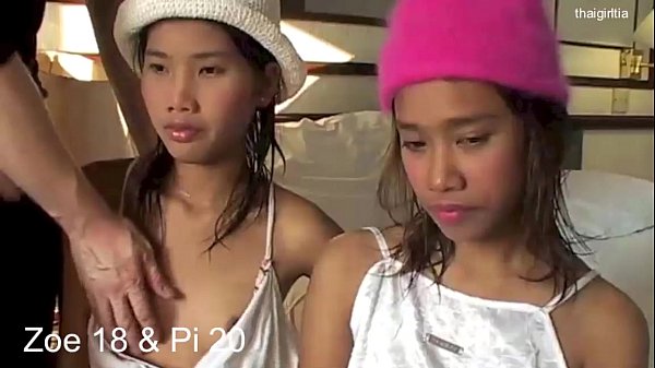 Mò vếu hai chị em nứng lồn