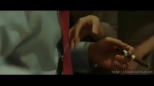 Được sếp cặc bự gạ địt hứa thăng chức