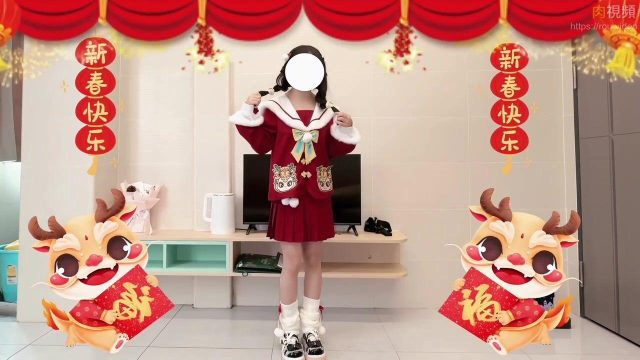 Em nữ sinh mang váy đỏ làm tình cute phết